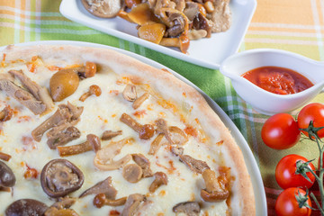 close up of vegetable mushroom italian pizza