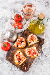Bruschetta with tomatoes
