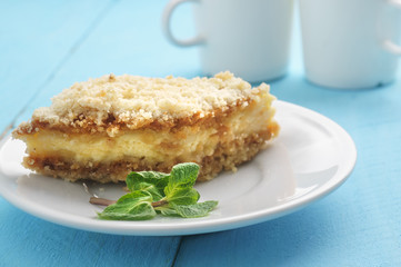 A small piece of cake and coffee
