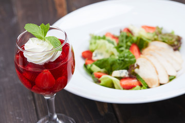 salad with chicken