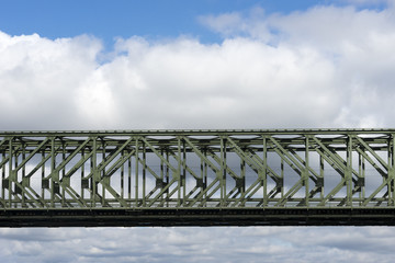 Südbrücke über den Rhein bei Mainz