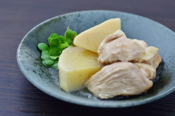 タケノコと鶏肉の煮物