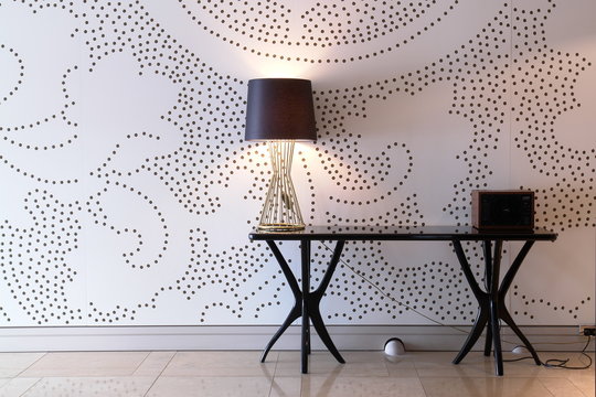 modern wallpaper and black desk style lamp
