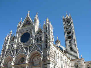 Fototapeta na wymiar Cathedral church in Siena