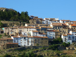 Fototapeta na wymiar Ares del Maestre. Pueblo de la Comunidad Valenciana, España. Situado en la provincia de Castellón, en la comarca del Alto Maestrazgo.