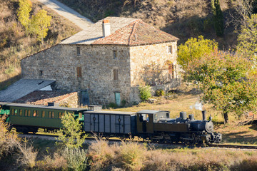 Naklejka premium Mastrou, train à vapeur de l'ardèche