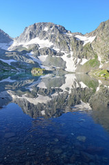 Obraz premium Россия, Кавказский биосферный заповедник. Отражение гор в Имеретинском озере