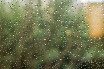 gotas en el cristal