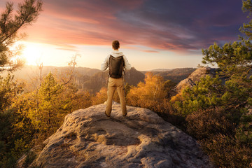 Wanderer im Elbsandsteingebirge