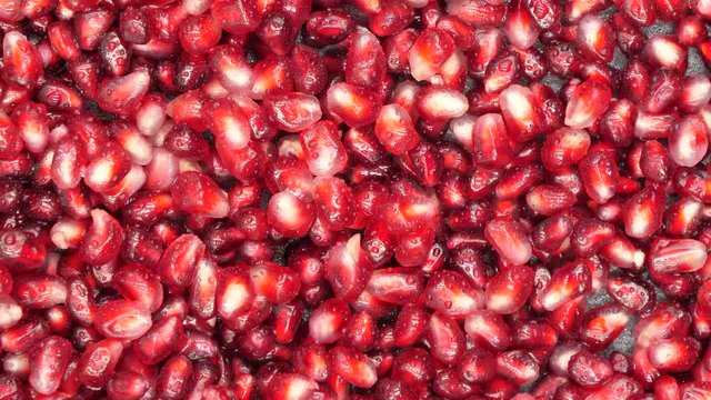 Pomegranate Seeds as not loopable roating, 4K