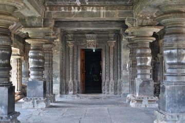 Obraz premium Brahma Jinalaya temple, Lakkundi, Karnataka, India