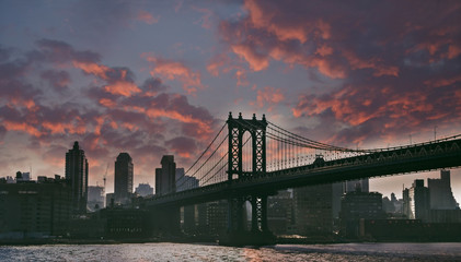 Fototapeta na wymiar Manhattan bridge