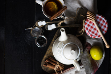 Tea with ginger and lemon