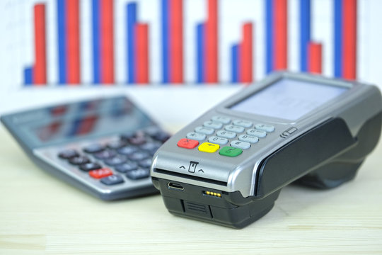 Card reader and calculator