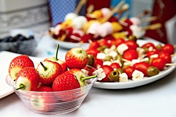 strawberries in a glass bowl