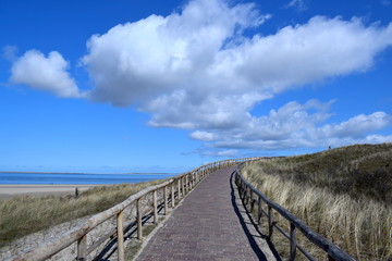 Fototapeta na wymiar Küstenweg an der Nordsee