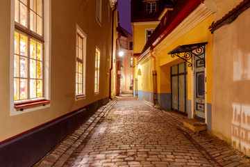 Fototapeta na wymiar Tallinn. Old street at night.