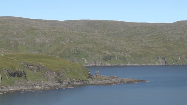 Norwegen, Norge, Honningsv&aring;g, Nordkapp, Mager&oslash;ya, Skarsv&aring;g, Kirkeporten, Kirchenpforte, Horn, Nordkapphorn, Mefjord, Vestfjord, Ford, Klippe, Loch, Naturjuwel