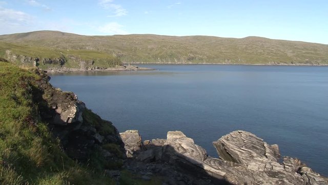 Norwegen, Norge, Honningsv&aring;g, Nordkapp, Mager&oslash;ya, Skarsv&aring;g, Kirkeporten, Kirchenpforte, Horn, Nordkapphorn, Mefjord, Vestfjord, Ford, Klippe, Loch, Naturjuwel