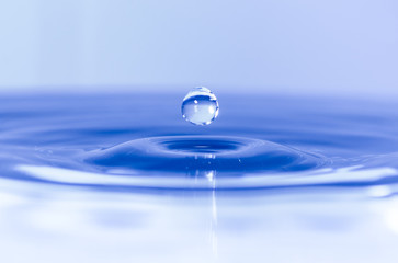 Fototapeta na wymiar Close up of water drops