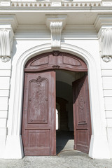 Fototapeta premium Entrance wooden carved door to Bratislava Castle, Slovakia.
