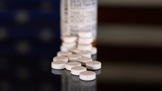 Macro of oxycodone opioid tablets