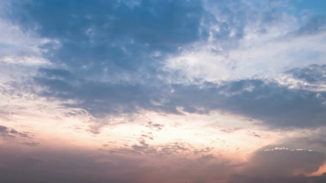 4K. Timelapse rolling clouds
