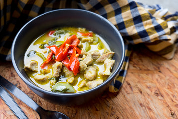 Closeup green curry with pork (Kang Keaw Wan)