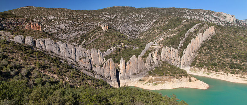 Panorama of the Finestres Wall