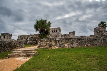 Fototapeta na wymiar Mayan Ancient Ruins