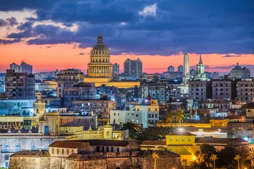 Fototapeten Skyline von Havanna, Kuba © SeanPavonePhoto