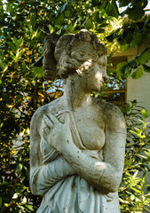 Statue goddess