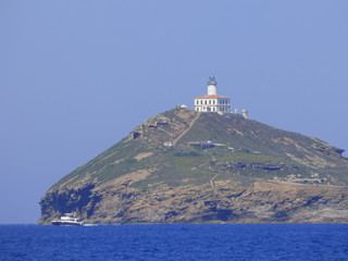 Faro de Las islas Columbretes al este de Oropesa, integradas en el término municipal de Castellón...