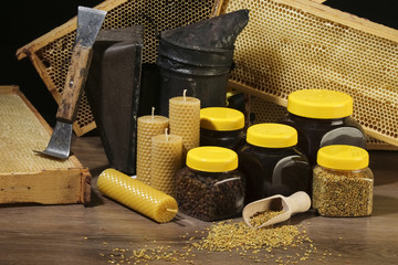 beekeepers still life 