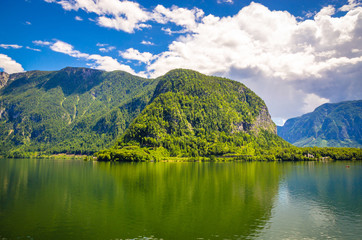 Naklejka premium Fantastic landscape of Hallstatt lake, Austrian Alps, Salzkammergut, Austria, Europe