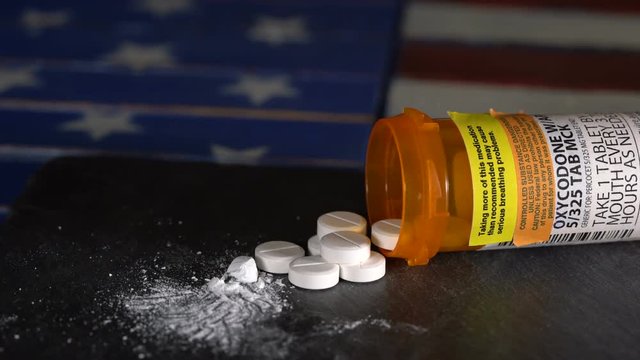 Macro of oxycodone opioid tablets