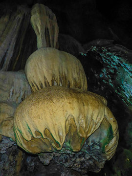 riesiger Tropfstein