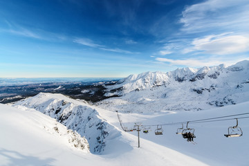 Kasprowy Wierch in Tatra mountains in the winter, day foto