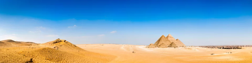 Rolgordijnen Egypte Panorama van het gebied met de grote piramides van Gizeh, Egypte
