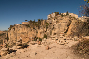 Mirador de Ronda - Steinmännchen im Vordergrund