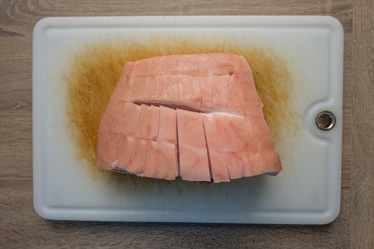 Schwarte von Schweinebraten roh
