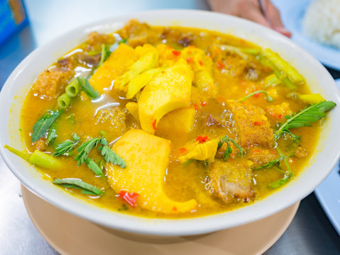 Kaeng Som (a sour spicy type of curry soup stew)