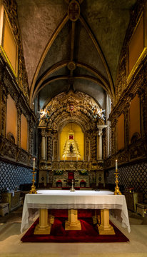 Interior of the 15th-century Church of St. John the Baptist in Tomar, Portugal, built by King Manuel I in the Manueline style.