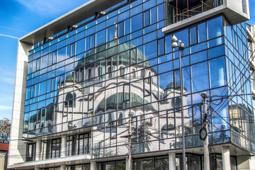 Naklejka premium Reflection of Temple of Saint Sava Belgrade