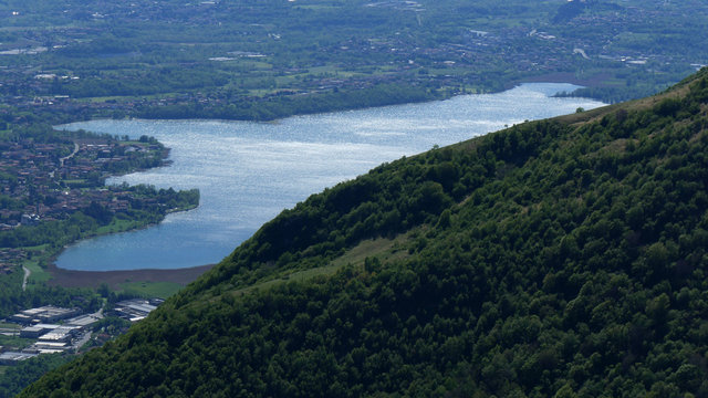 Panorama del lago di Annone