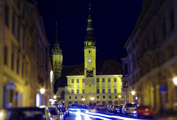historisches Rathaus von Bautzen bei Nacht in Sachsen Deutschland Europa 