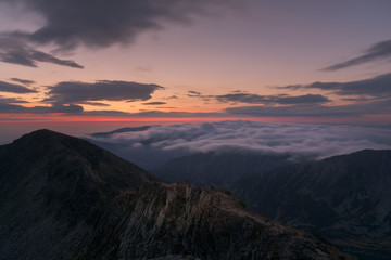 Obraz na płótnie Canvas Mountain sunrise