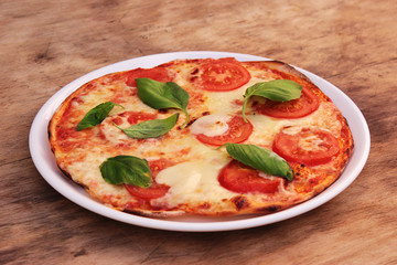 Pizza Tomaten Mozzarella