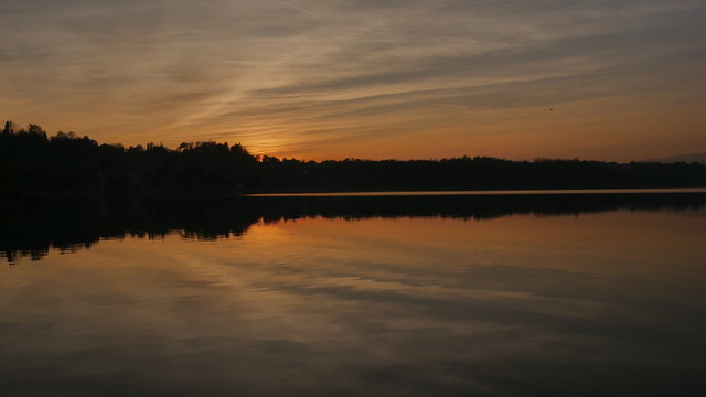 Colori del tramonto sul lago © Paolo Goglio
