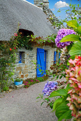 Kérascoet. Chaumière bretonne, Finistère, Bretagne  © guitou60